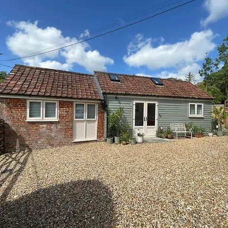 The Cottage At No. 3 West Lavington Exterior photo