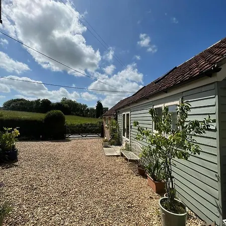 The Cottage At No. 3 West Lavington Exterior photo